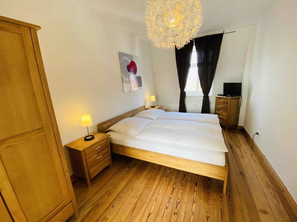 Kreuzliner * Rostock